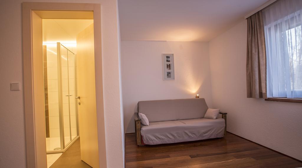 Gaestehaus-Pension Barbara Andelsbuch Pokoj fotografie